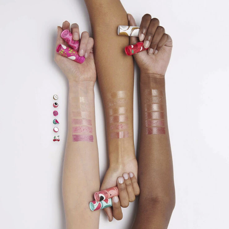 Moisturizing lip balms and exfoliating lip scrubs - 8 hours hydration Sephora Collection Moisturizing Lip Balms And Exfoliating Lip Scrubs - 8 Hours Hydration -L'Occitane Butik 74405 media 1